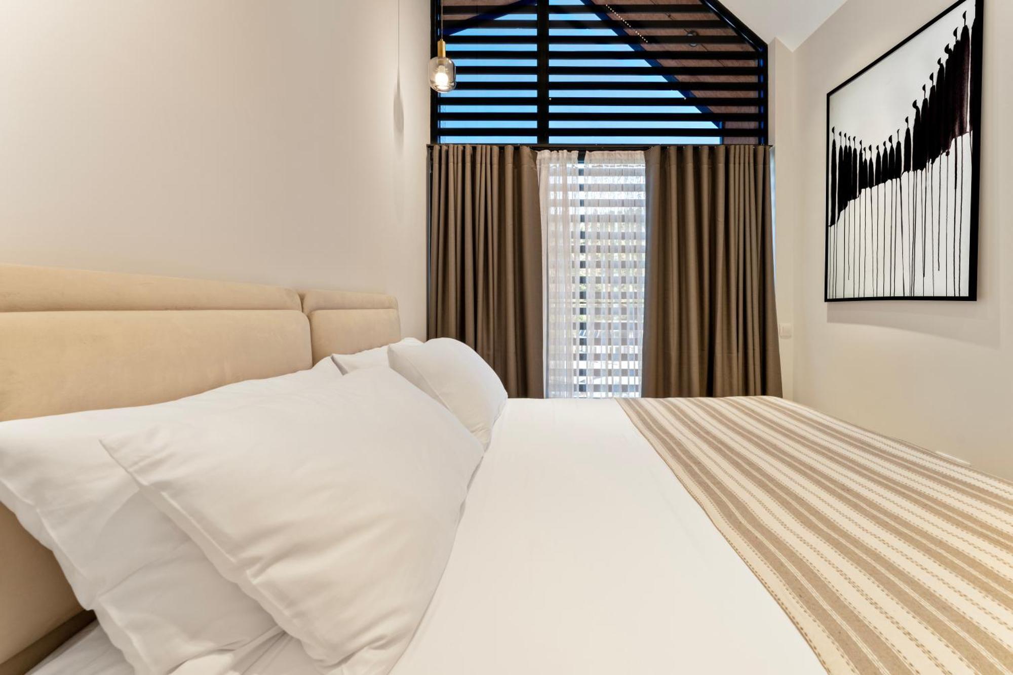 Solridge Aparthotel Tbilisi ภายนอก รูปภาพ
